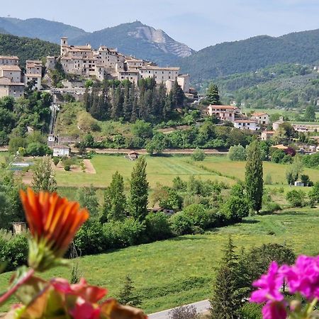 Апарт отель Borgo San Valentino Arrone Экстерьер фото