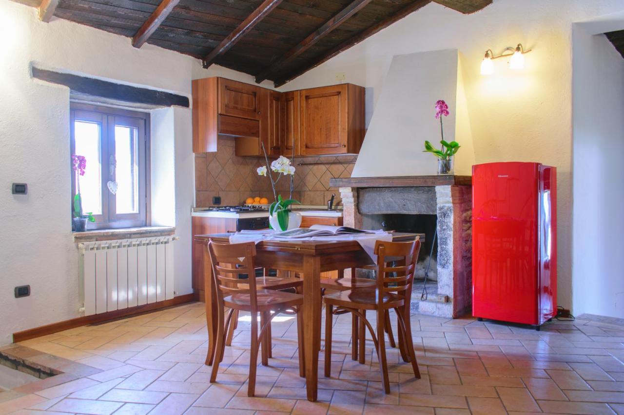 Апарт отель Borgo San Valentino Arrone Экстерьер фото
