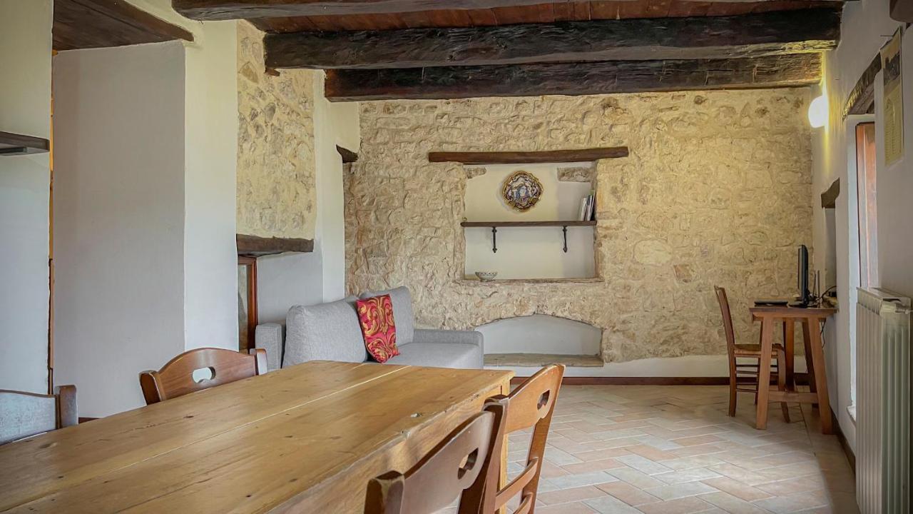 Апарт отель Borgo San Valentino Arrone Экстерьер фото