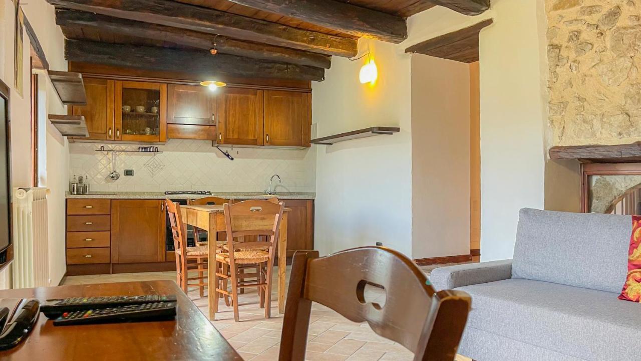 Апарт отель Borgo San Valentino Arrone Экстерьер фото
