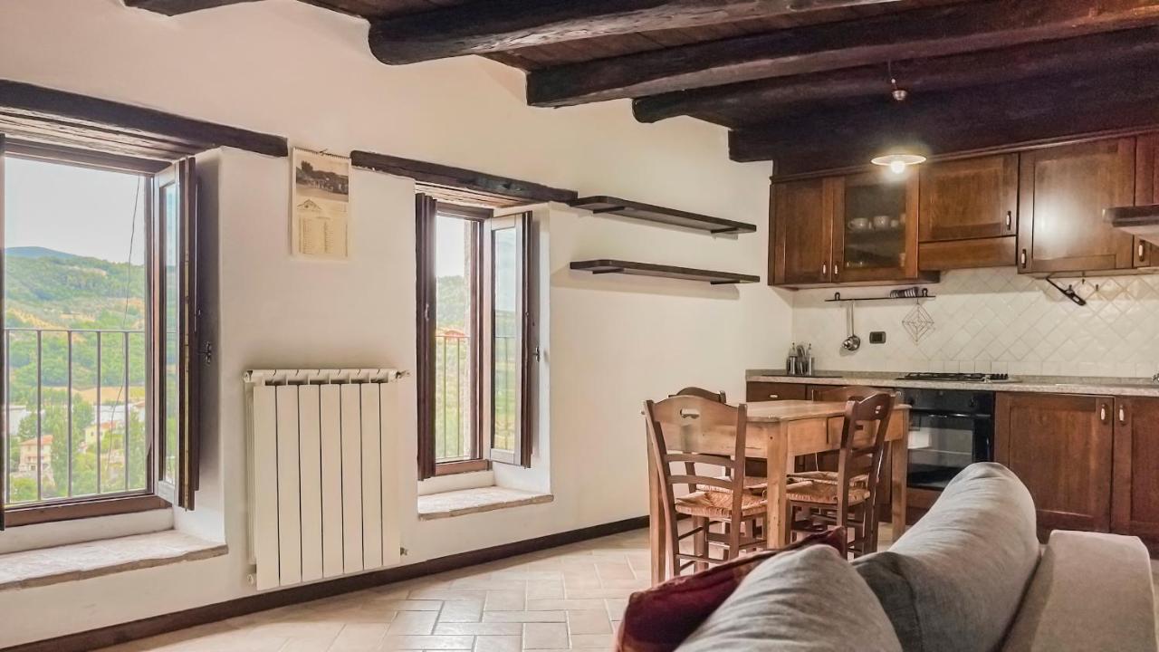 Апарт отель Borgo San Valentino Arrone Экстерьер фото